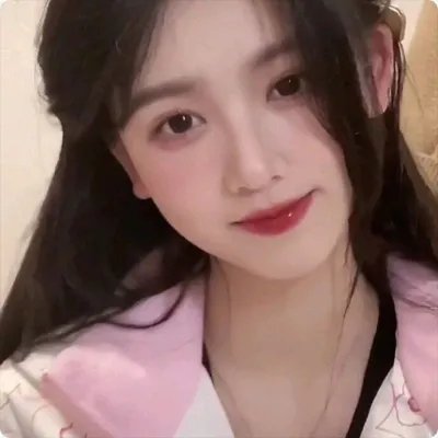 俏皮女学生
